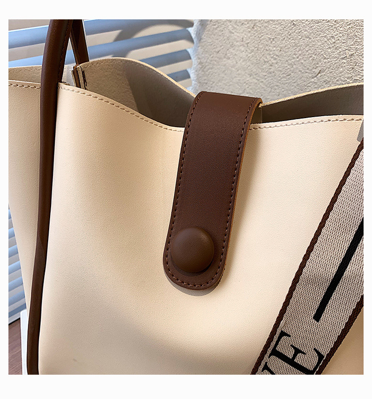 Large capacity spring for women in 2024, new and trendy single shoulder with a stylish texture, tote bag_voghion.com