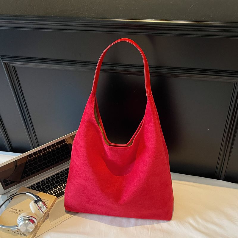 Retro Matte Big Bag Women's 2025 New Autumn And Winter Large-capacity Shoulder Bag, High-end Sense Of Commuting To Work Tote Bag_voghion.com