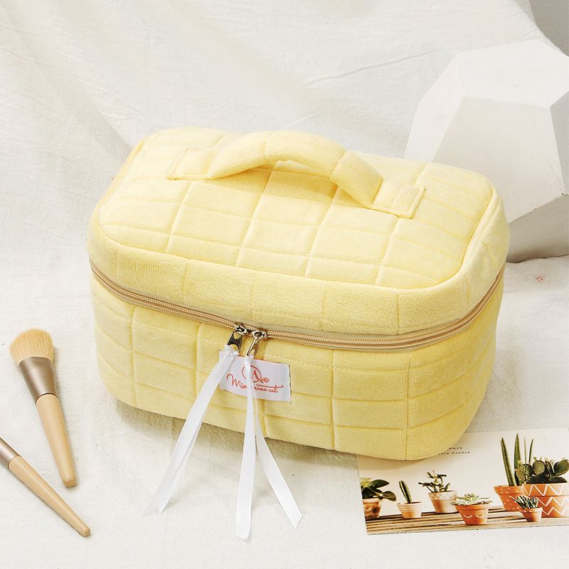 Exclusive Quilted Storage Cosmetic Bag Large Capacity High Value Solid Color Travel Fabric Quilted_voghion.com