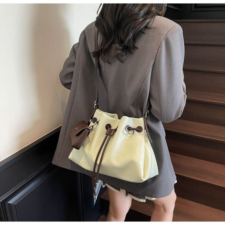 Women's Fashion Tote Bag Large Capacity Casual Shoulder Crossbody Bag For Daily Use, PU Material With Magnetic Closure, Cyber Style Bucket Bag_voghion.com