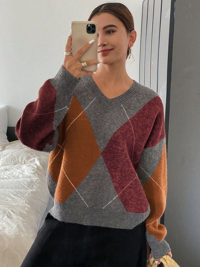 Suéter feminino retrô com decote em V e losangos – Pulôver de malha em cores contrastantes | Blusa casual coreana com caimento solto para outono e inverno_voghion.com
