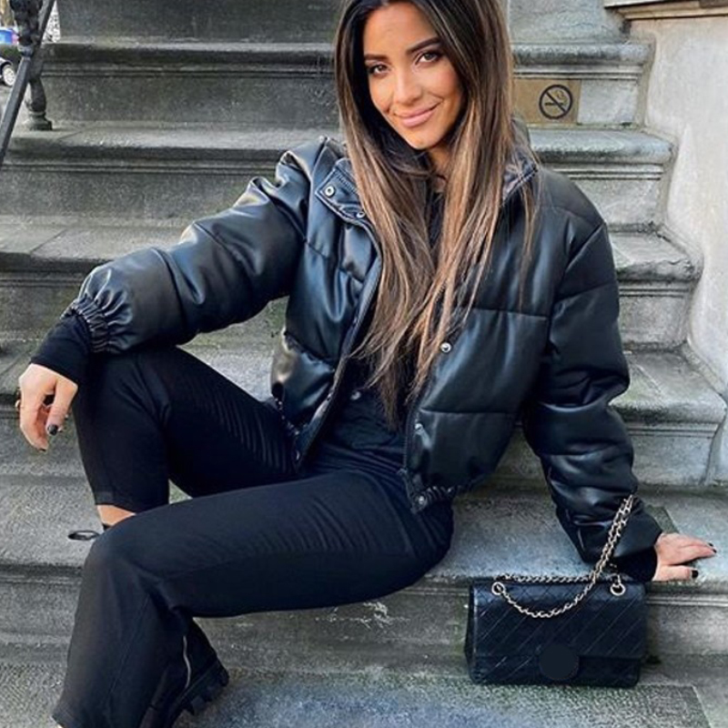 Zoki Vinter Tjocka Dam Korta Parkas Varma Mode PU Läderkappor Svart Bomull Vadderad Damjacka Elegant Dragkedja_voghion.com