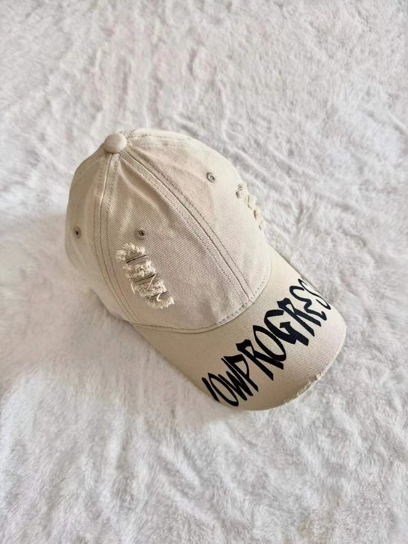 Neue Stil Coole Mode Duckbill Cap Männer Und Frauen Hut Krempe Brief Gebürstet Loch Pendeln Einfache Persönlichkeit Sommer Baseball Cap_voghion.com