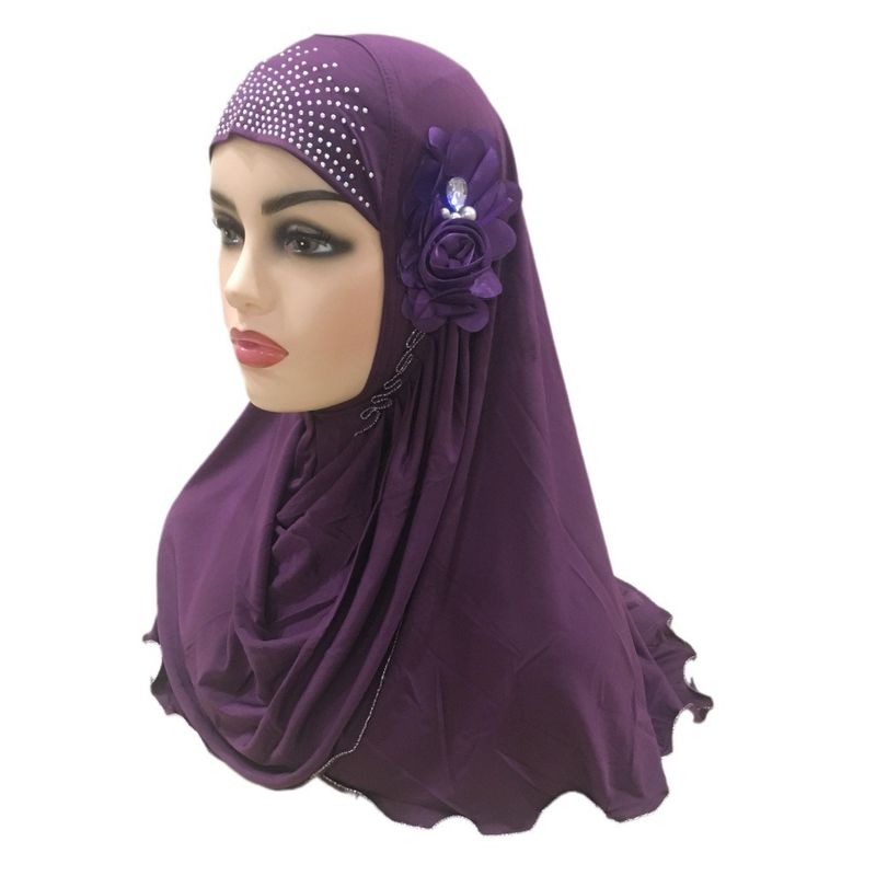 Set di cappelli con diamanti caldi con fiori di nastro di ghiaccio e sciarpa malese con fascia per culto in pezzo unico H208_voghion.com