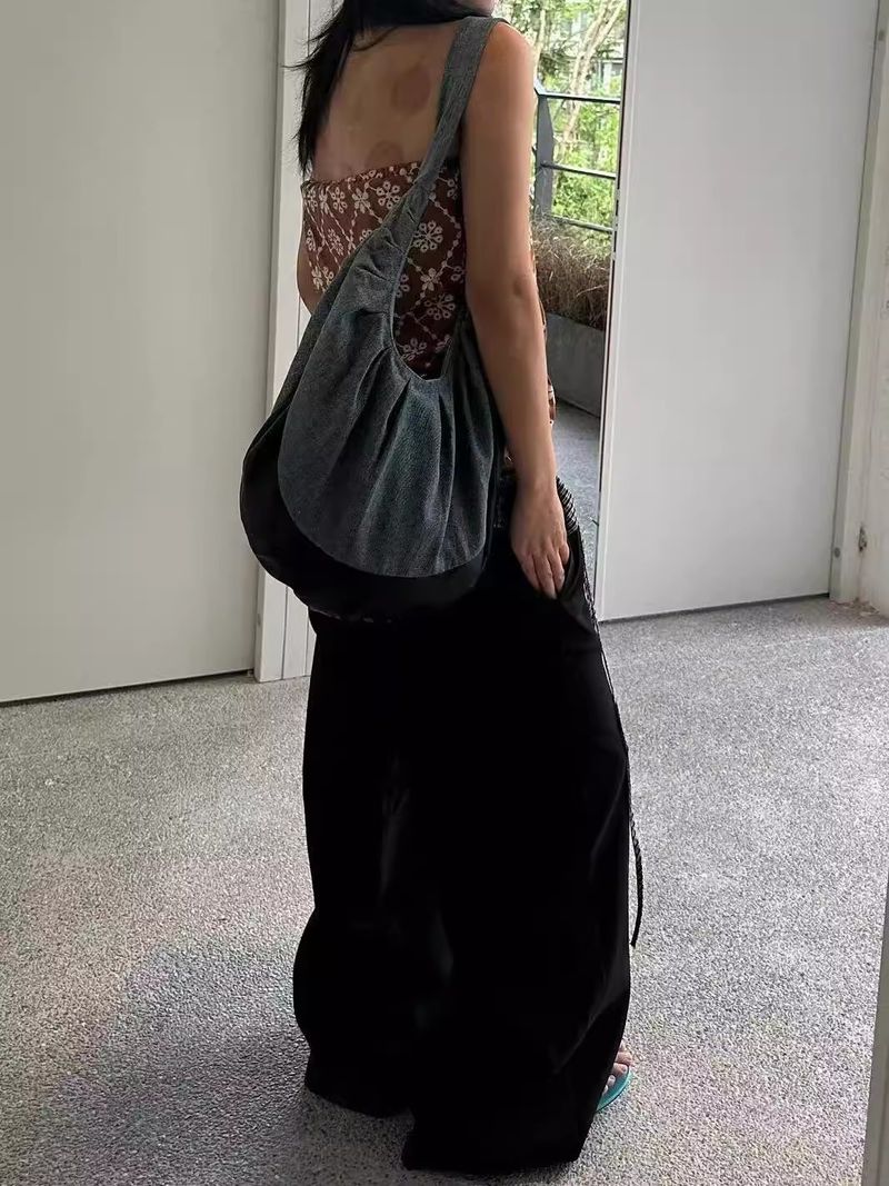 Autumn And Winter New Wave Of Fashion Versatile Denim Colorful Folds Design Shoulder Handbag Casual Daily Simple Commuting Personalized_voghion.com