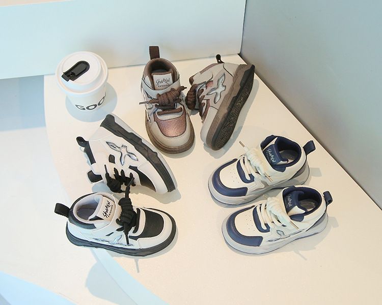 XUANMU Nieuwe kindersneakers lente/herfst jongens antislip hoge hulp casual board schoenen meisjes lichtgewicht comfortabele zachte zool flats XF0004_voghion.com