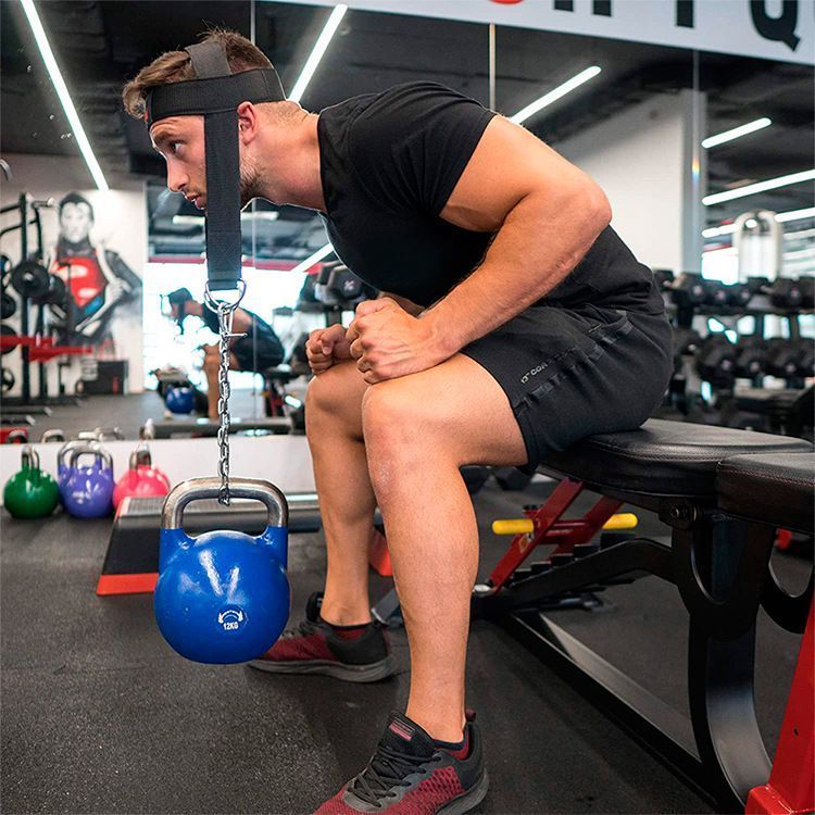 Fortgeschrittener und Muskeltrainer, gewichtete Schulterkraft, Kopf-Nacken-Trainingskappe, Fitnessübung_voghion.com