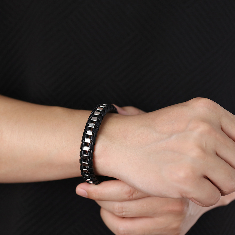 Handmade Woven Leather Bangle Bracelet Men_voghion.com