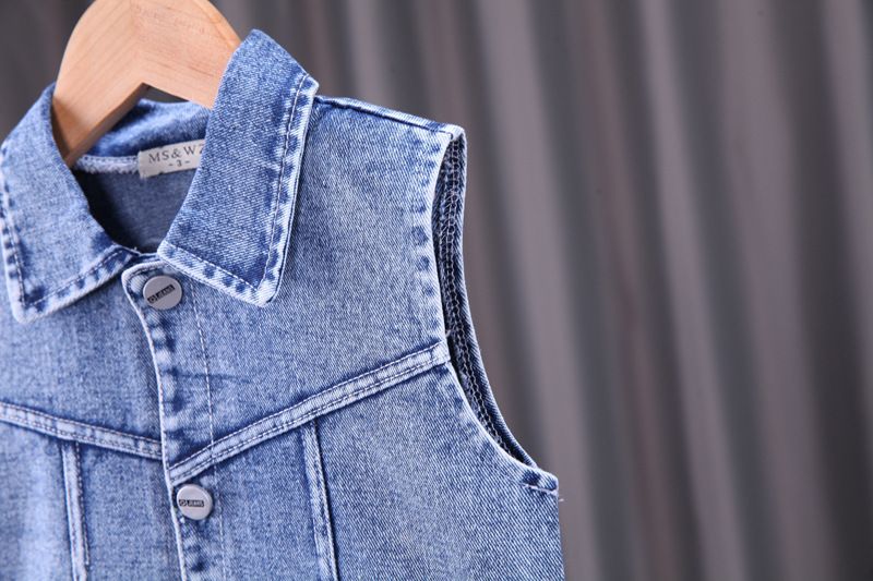 Kinderkleidung Baby Jungen Herbstanzug 2024 neue Kinderkleidung hübscher Junge Frühling und Herbst Jeansweste dreiteiliger Anzug trendy_voghion.com