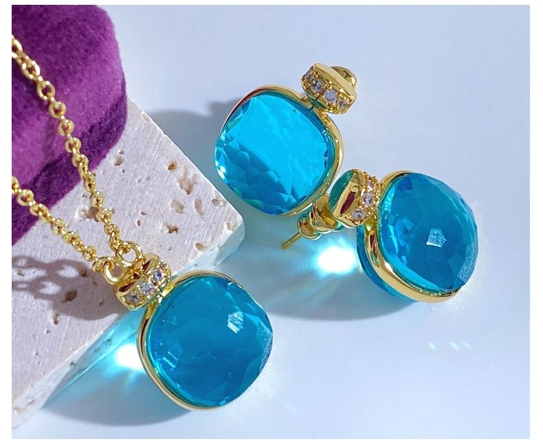 Damessieraden Creatief origineel ontwerp Parfumfles Kristallen enkele bloem ketting Oorbellen Kunstmatige kristal ketting Oorbellen_voghion.com