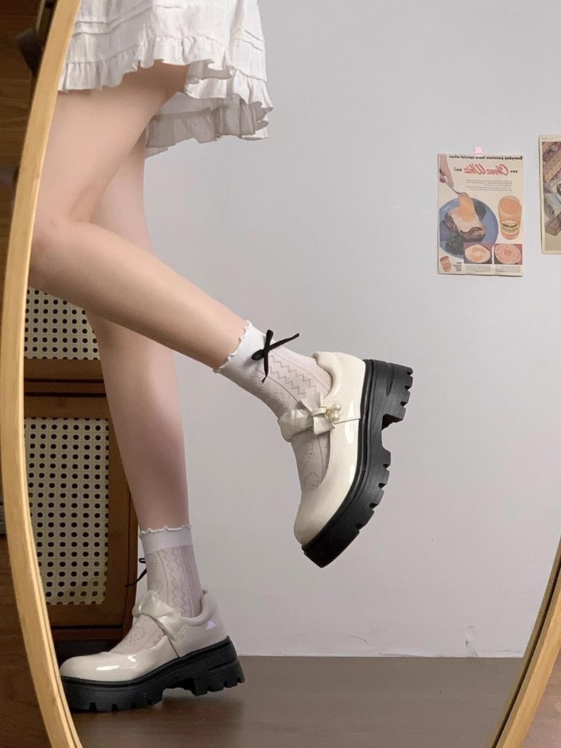 Französische Mary Jane Einpedal-Damenschuhe Temperamentschuhe Erhöhte Jk-Schuhe Runder Kopf mit Mary Jane Kleine Lederschuhe_voghion.com