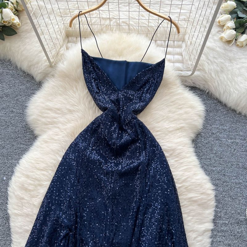 Elegantes, französisch inspiriertes, figurbetontes Kleid mit hohem Beinschlitz und Pailletten – ärmelloses A-Linien-Midikleid für Damen_voghion.com