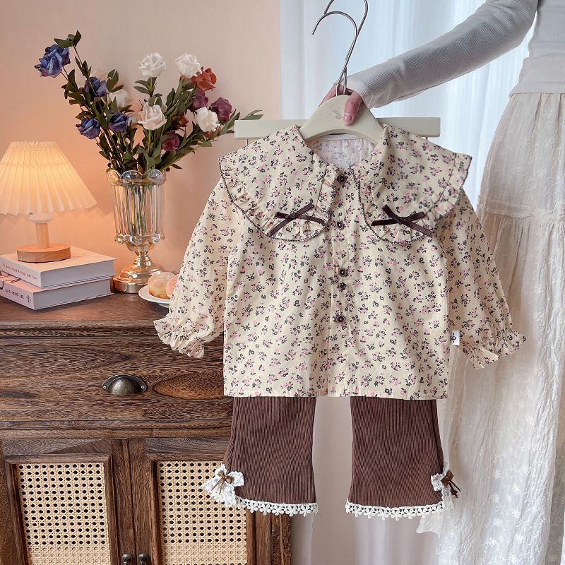 2025 neue modische Kleidung für Mädchen, süßer Blumenpullover für Vorschulkinder, Weste, dreiteiliges Set für Babys im Frühling und Herbst_voghion.com