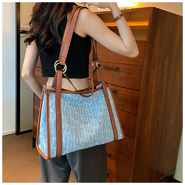Bolsa feminina 2023 nova retro denim cor contraste bolsa de ombro grande capacidade de alta qualidade trabalho viajar sacola_voghion.com