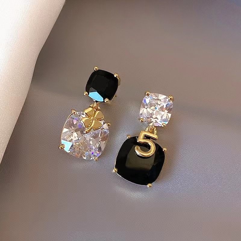 Damenohrringe Zirkonohrringe für Frauen Nischendesign High-End-Ohrringe 2022 neuer trendiger leichter Luxus-Ohrschmuck_voghion.com