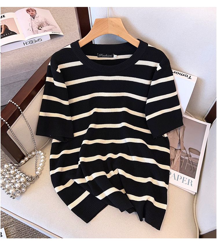 Plus Size Summer Viscose Knit Top For Women, Slimming Short Sleeve T-Shirt For Curvy Figures (2XL-7XL, Black/Beige)_voghion.com