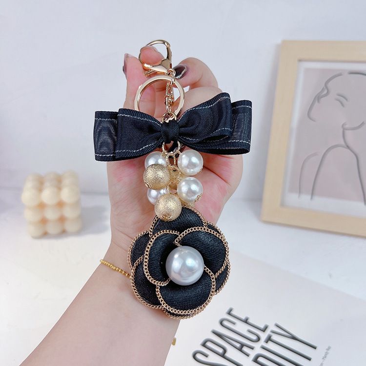 Chain pearl camellia bag pendant fashionable women's double-layer bow creative keychain goods_voghion.com