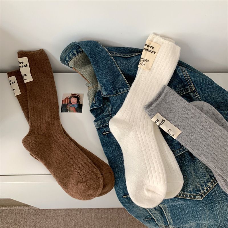 Women's & Men's High Socks Soft Wool Blend Knit Crew Socks For Winter Comfort, Warm & Breathable, Unisex Casual Slouch Socks With Textured Design_voghion.com