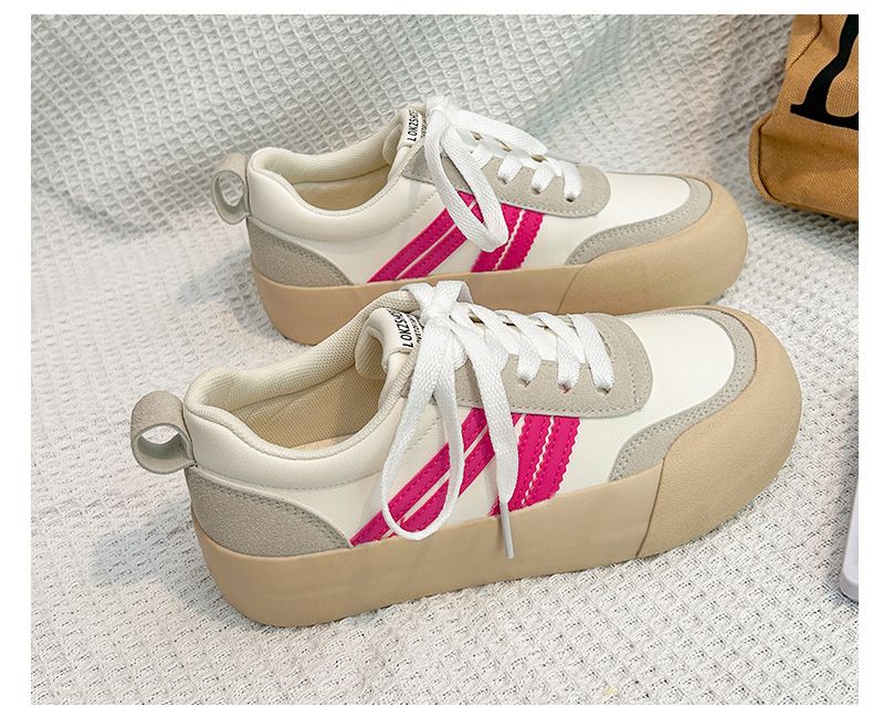 Ragazza vigorosa, versatile, con suola spessa, allenamento tedesco, piccola tavola bianca, scarpe sportive Instagram primavera 2024 da donna_voghion.com