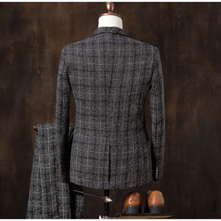 Herrenbekleidung: Slim-Fit-Karoanzug für Herren, dreiteiliger modischer Freizeitanzug für Herren_voghion.com