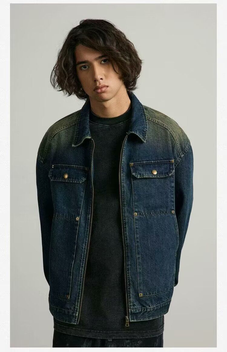 Giacca casual da uomo in denim con cerniera, ampia tasca e colletto rovesciato, tinta unita, primavera e autunno 2025_voghion.com