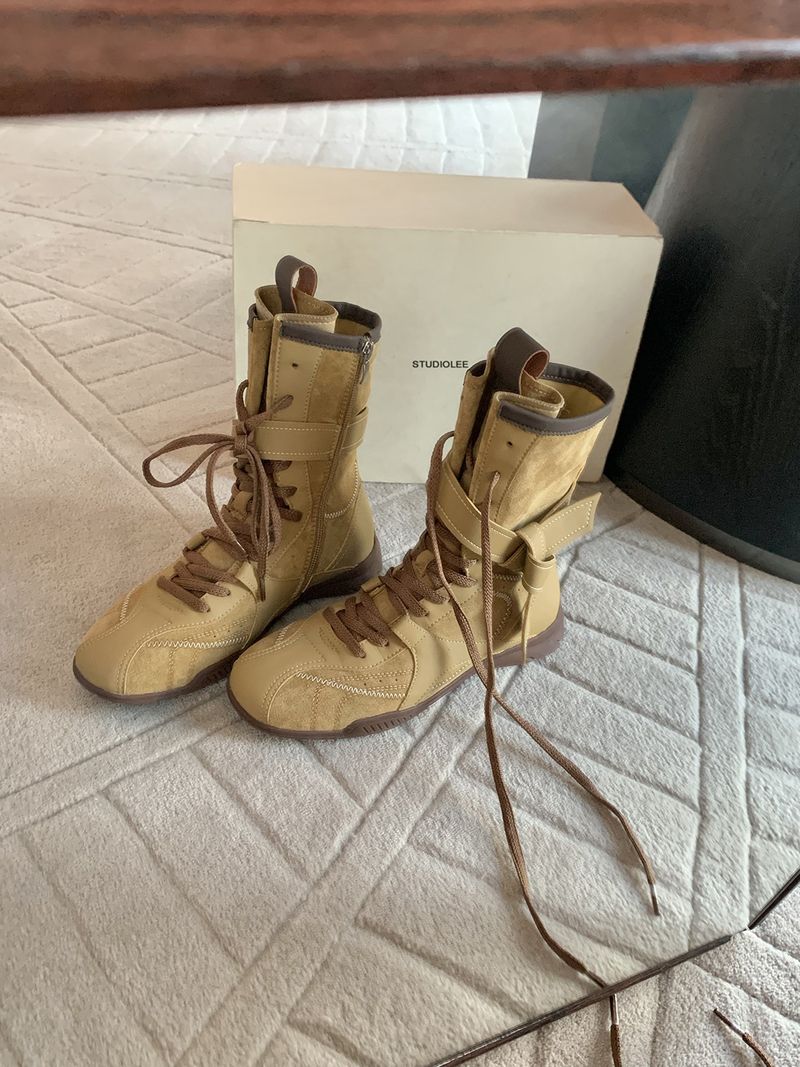 Women Boxing Boots Cowhide Version Grape Mom Same Style Boxing Color Matching Lace Side Zipper Hunting Training Martin Women's Short Boots_voghion.com