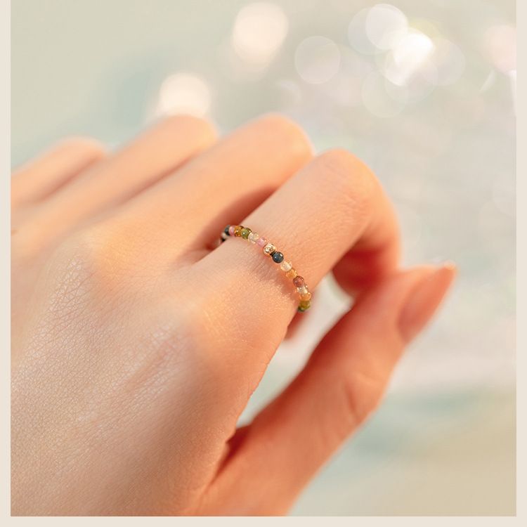 Inel ultrafin cu turmalină curcubeu de 2 mm, mărgele rotunde mici de turmalină, culoare aur 14k, inel de toamnă și iarnă_voghion.com