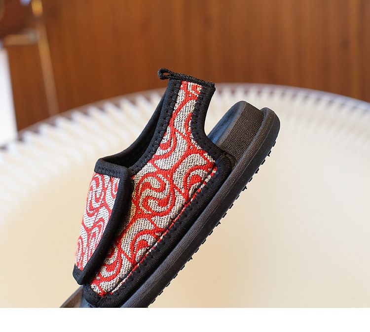 Mutter & Kinder Gemusterte Kindersandalen 2024 Sommer neue Mädchen weiche Sohlen große Kinder kleine Jungen Baby Strandschuhe trendy_voghion.com