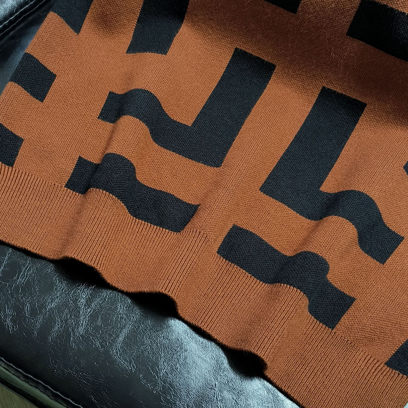 Vêtements pour hommes Nouveau automne et hiver coupe ajustée tendance de la mode haut de gamme pull pour hommes pull à col rond pull tricoté à manches courtes_voghion.com
