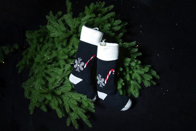 Plush Decorative Knitted Christmas Socks Pendant Cane Candy Snowflake Gift Bag_voghion.com