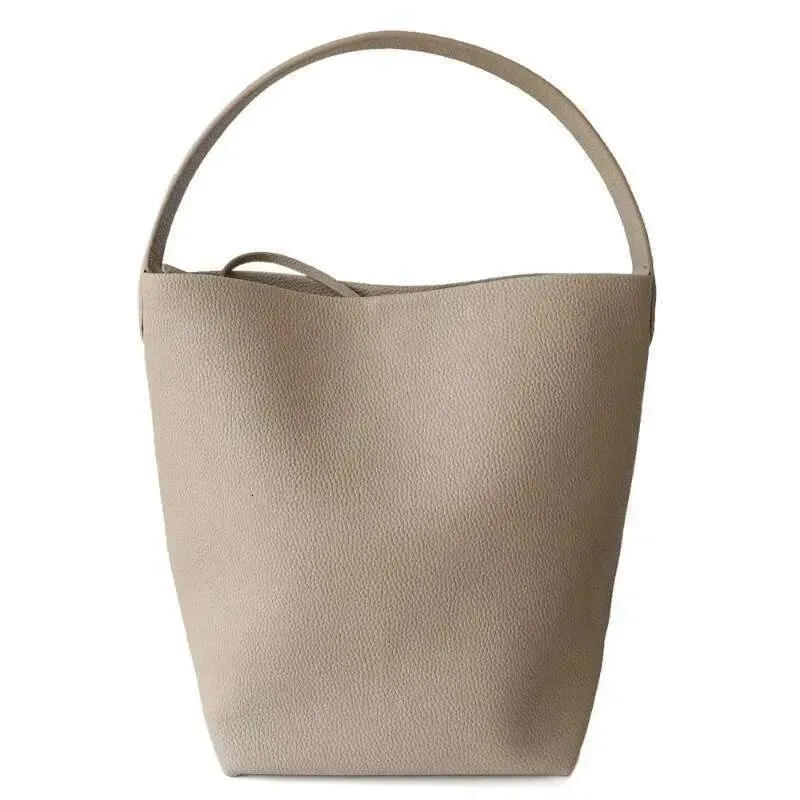 Designer 2025 Hot Sale Marca Feminina Moda Feminina Casual Couro Ombro Macio Axilas Pacote Feminino Bolsa Tote Balde Bolsa de Mão_voghion.com