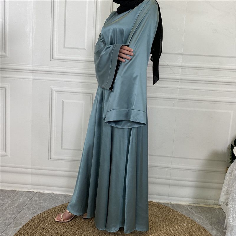 Abbigliamento da donna Medio Oriente Dubai Vendita calda Tinta unita Taglia grande Abito musulmano in raso con lacci 6622_voghion.com