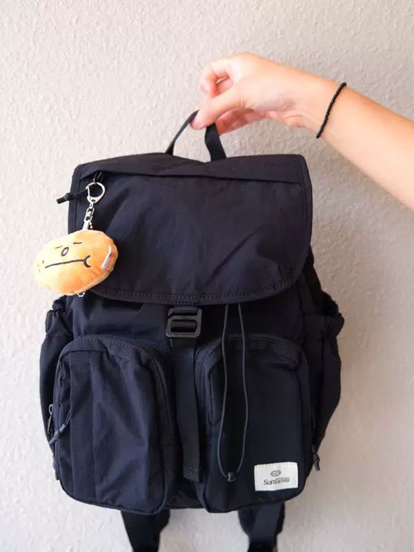 24fw South Korea Blogger Parachute ~ Lu Same Fabric Super Light Minimalist Can Hold Casual Outdoor Backpack_voghion.com