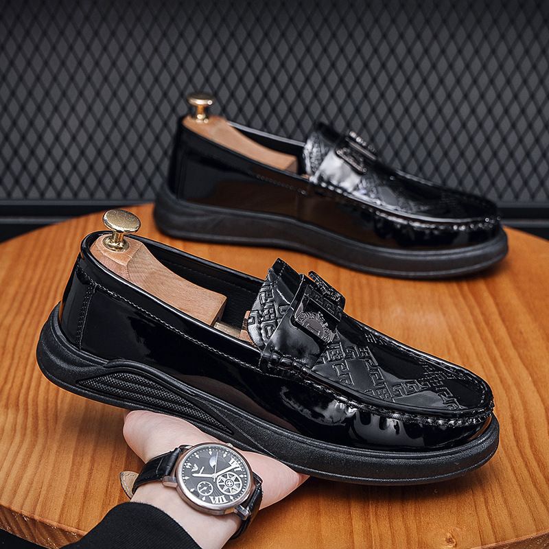 2025 Spring Slippers Lazy Doudou Lefu Korean Edition Versatile One Step Paddle Men's Casual Leather Shoes 7B08_voghion.com