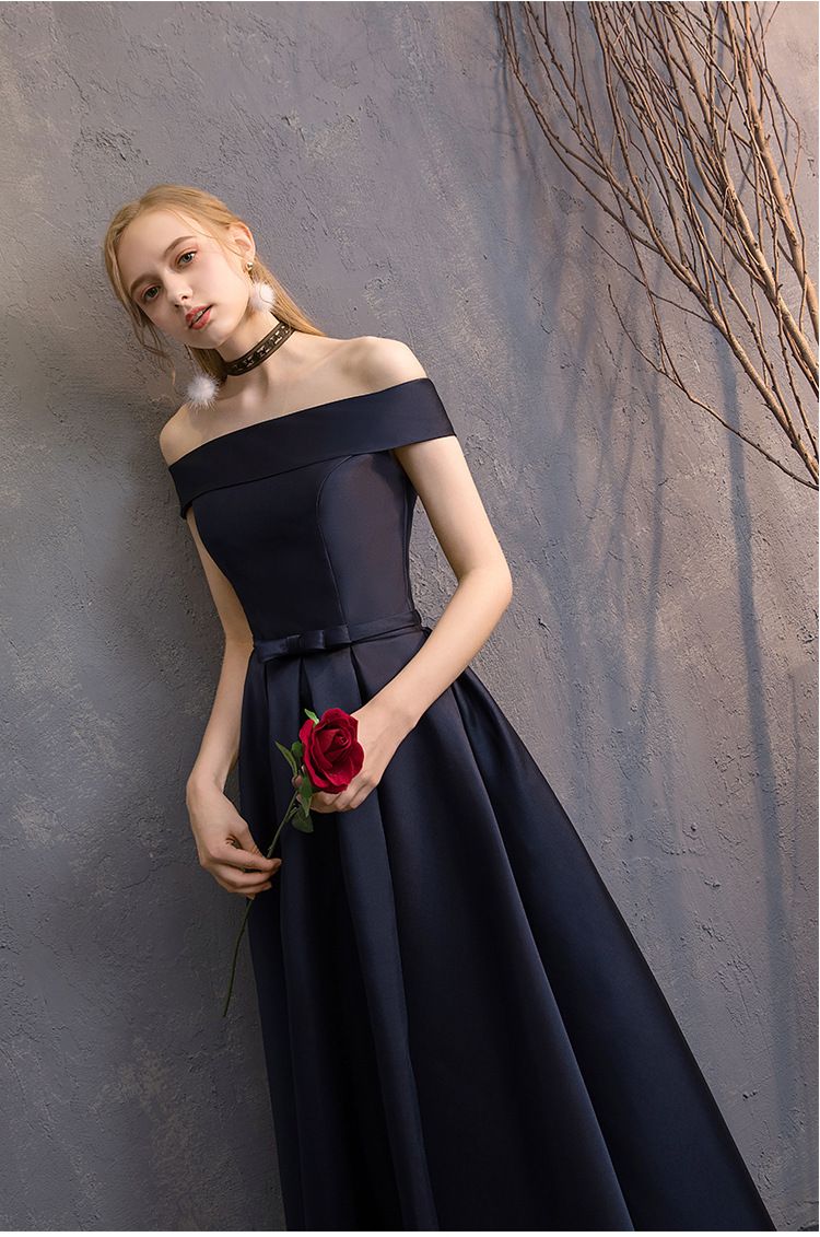 "Elegantes Brautjungfernkleid aus Satin - Vielseitiges langes Abendkleid mit verstellbaren Trägern, schmeichelnde A-Linien-Silhouette für Hochzeiten und Galas_voghion.com