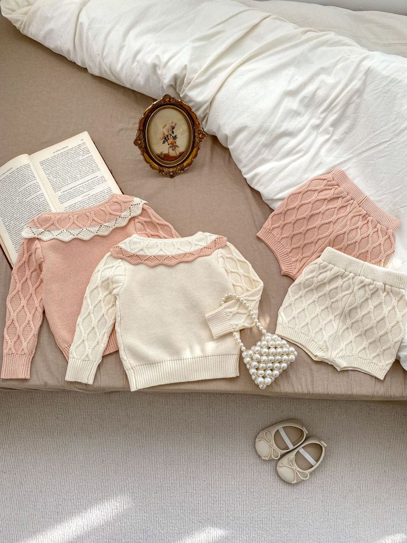 Ensemble pull bébé printemps 2024 style occidental bébé fille tricoté diamant cardigan manteau coton fil short ensemble deux pièces_voghion.com