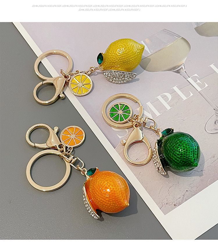 Simulazione creativa di frutta carina con strass, piccolo portachiavi per auto a forma di limone, ciondolo per borsa da donna, portachiavi con regalo in cartone animato_voghion.com