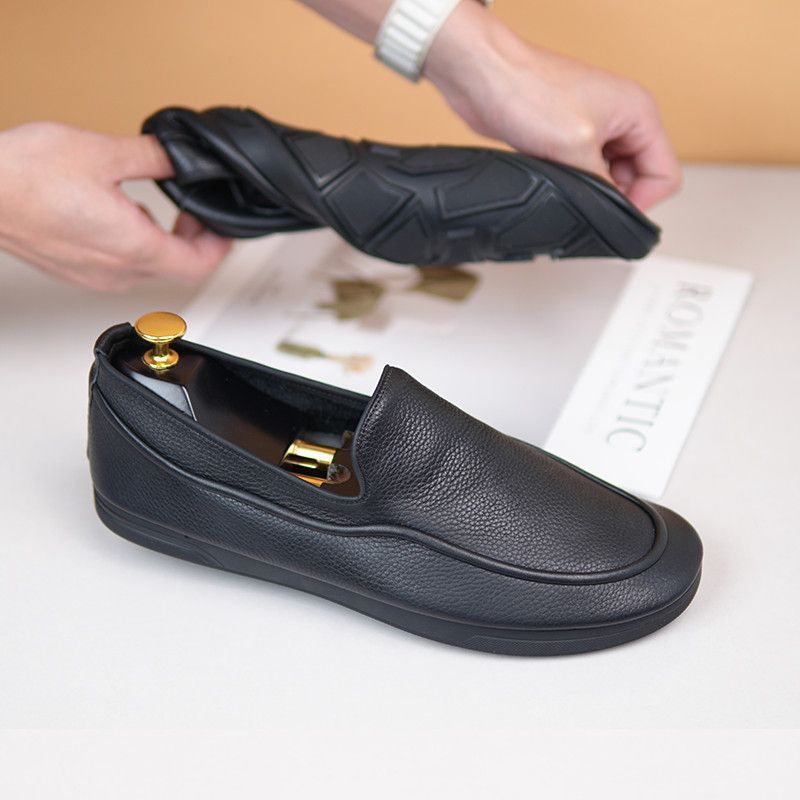 2025 Summer New Casual Versatile Slip-On Soft Sole Loafers British Style Business Men's Shoes_voghion.com