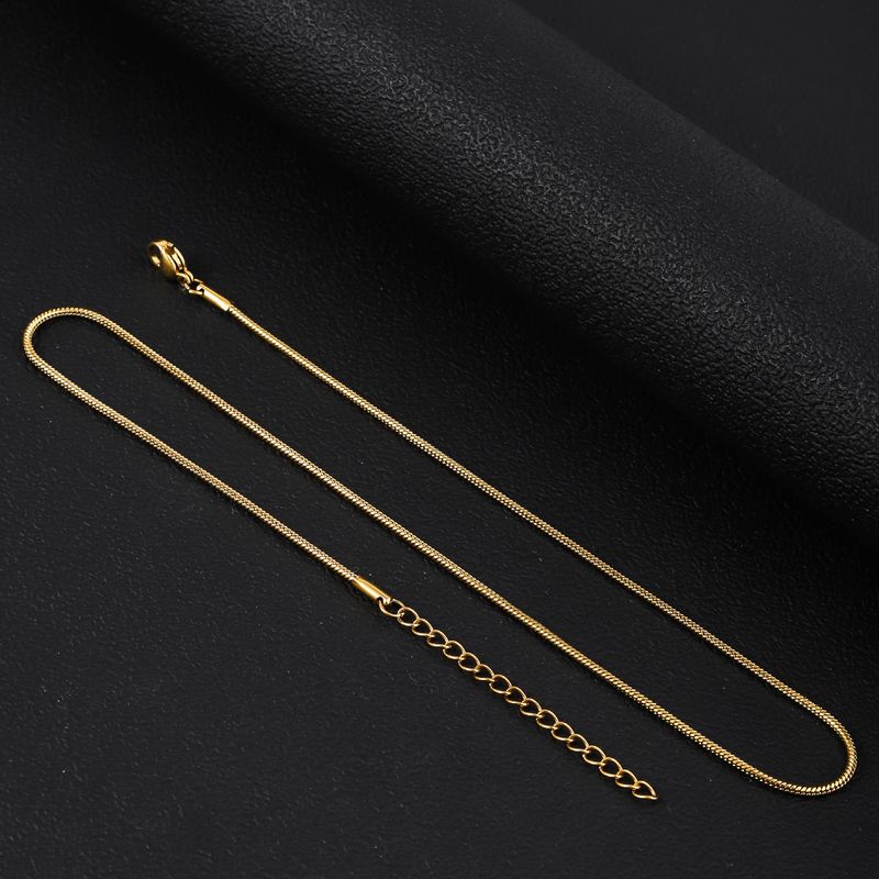 Collane Collana con catena a forma di serpente in acciaio inossidabile, semplice e alla moda, con catena per clavicola, da donna, in acciaio al titanio placcato oro vero 18 carati_voghion.com