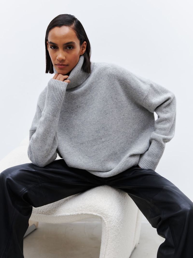 Women's High Neck Knit Sweater - Oversized Casual Pullover With Drop Shoulder Sleeves, Soft Viscose Blend Fabric, Fall Winter Loose Fit Top_voghion.com