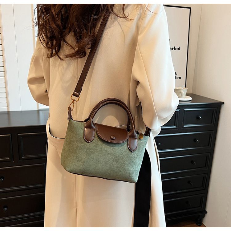 Autumn and winter new dumpling dragon bags, Xiang niche single shoulder crossbody bag, high-end suede handbag_voghion.com