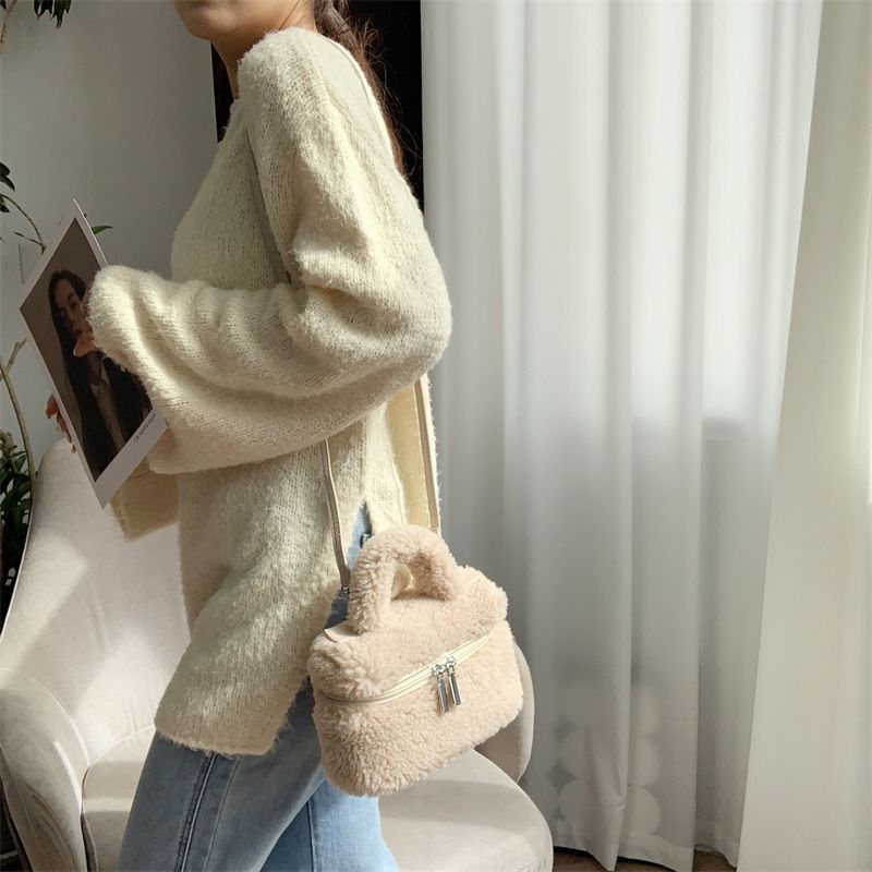 Faux Fur Camera Crossbody Bag - Elegant Retro Box Bag With Adjustable Strap For Women, Soft Fluffy Small Handbag For Daily Use & Office Commute_voghion.com