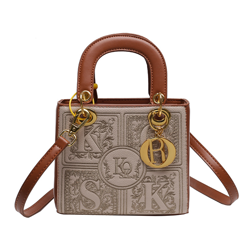 Niche design bag women 2023 new autumn and winter all-match portable crossbody Diana bag fashion embroidery small square bag_voghion.com