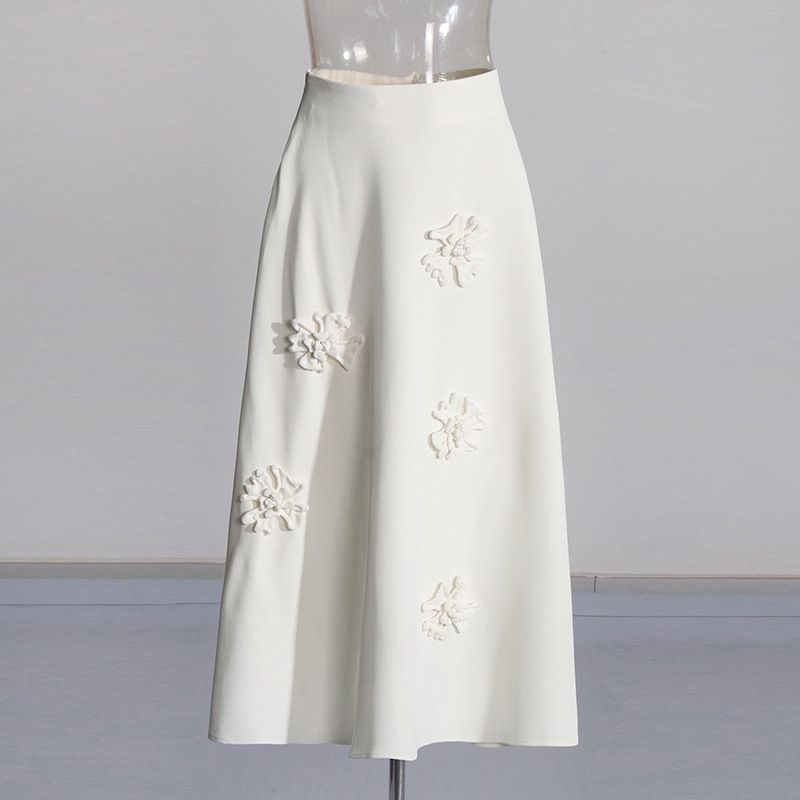 Damenbekleidung Temperamentvoller, kleiner Duftstil, dreidimensionaler Blumen-Zweiteiler_voghion.com
