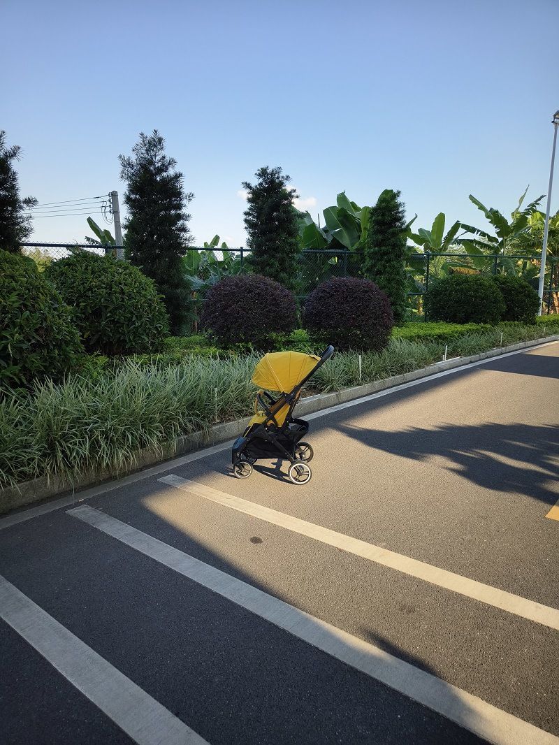 Passeggino Baballo leggero, può stare seduto o sdraiato, pieghevole con un pulsante, passeggino ammortizzante_voghion.com