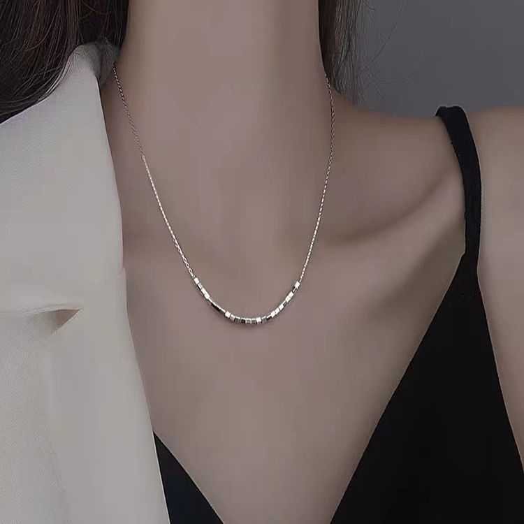 Sterling Square Geometric Necklace For Women, Light Luxury, High-End Feel, Niche Design, Fragmented Silver Collarbone_voghion.com