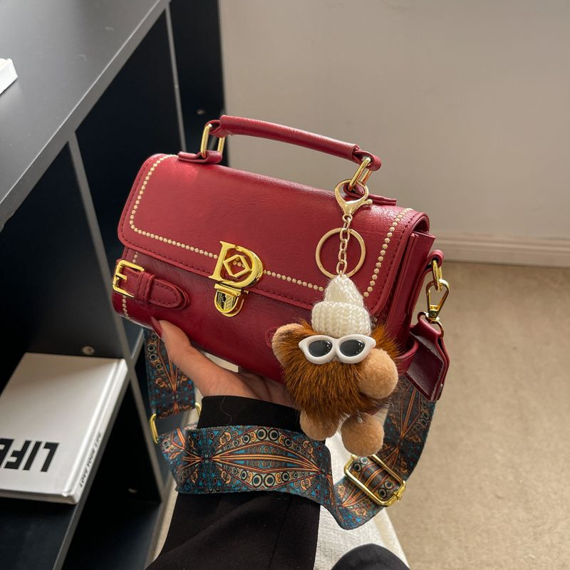 Petit sac délicat à bandoulière réglable, nouveau petit sac carré, tous les sacs à bandoulière peuvent être transportés, printemps 2023_voghion.com