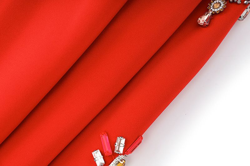 Vêtements pour femmes Spot Nouvel An atmosphère rouge festif super lourd perlé à manches longues col rond jupe tempérament jupe deux pièces costume_voghion.com