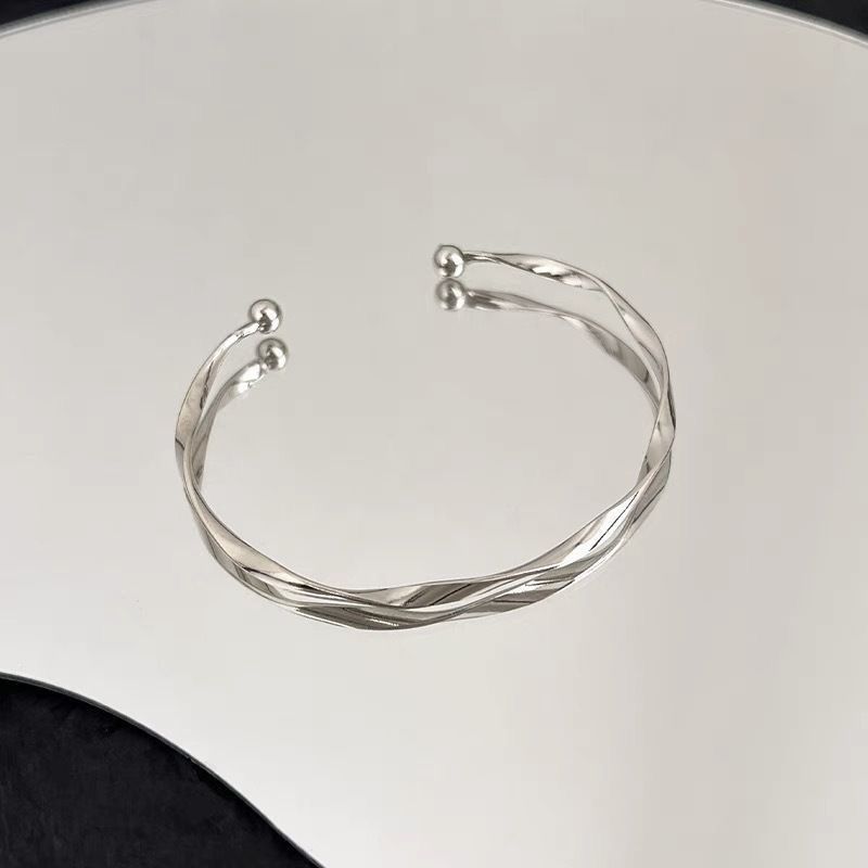 Design a coda di pesce per donna, dolce bracciale Mobius a doppio strato, personalità di nicchia, bracciale versatile dal temperamento_voghion.com