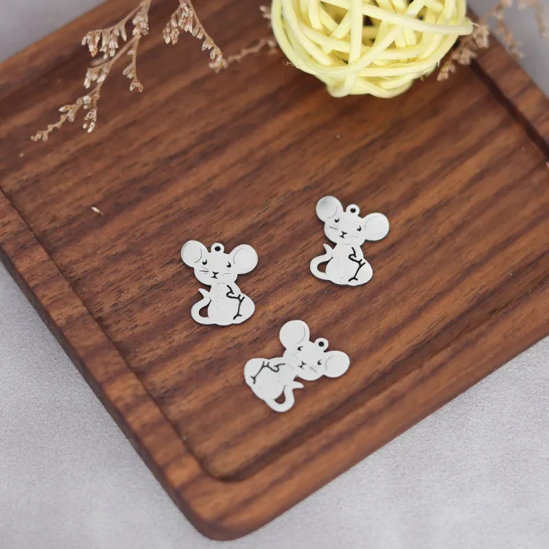 3PcsLot Mini Cute Cat Dog Pet Charms Fit DIY Tassels Bracelets Necklace Stainless Steel Pendant For Jewelry Making_voghion.com